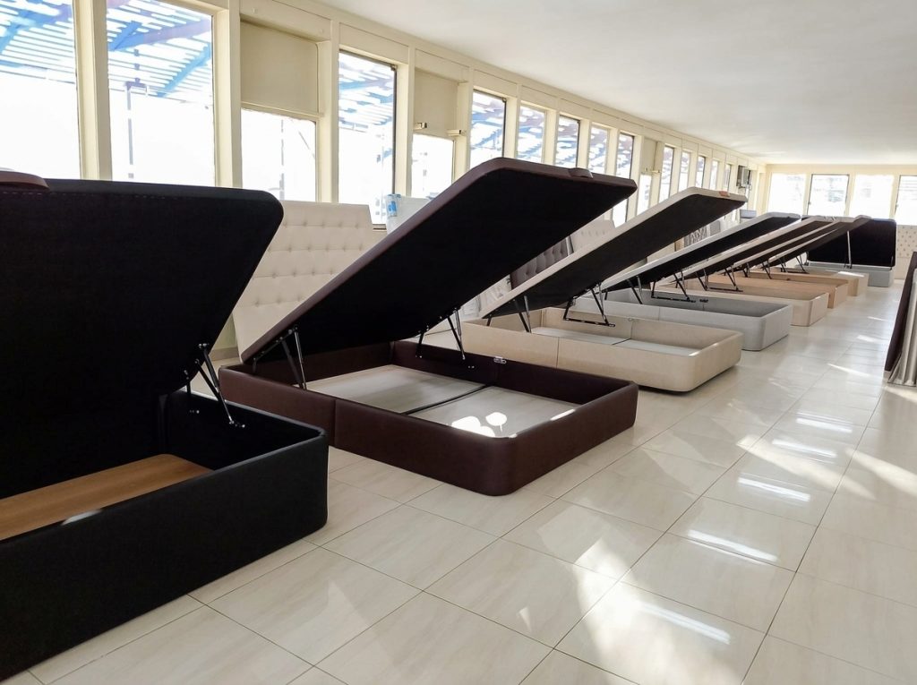 Exposicion de canapés abatibles Outlet en Quart de Poblet Exposicion de canapés abatibles Outlet en Quart de Poblet